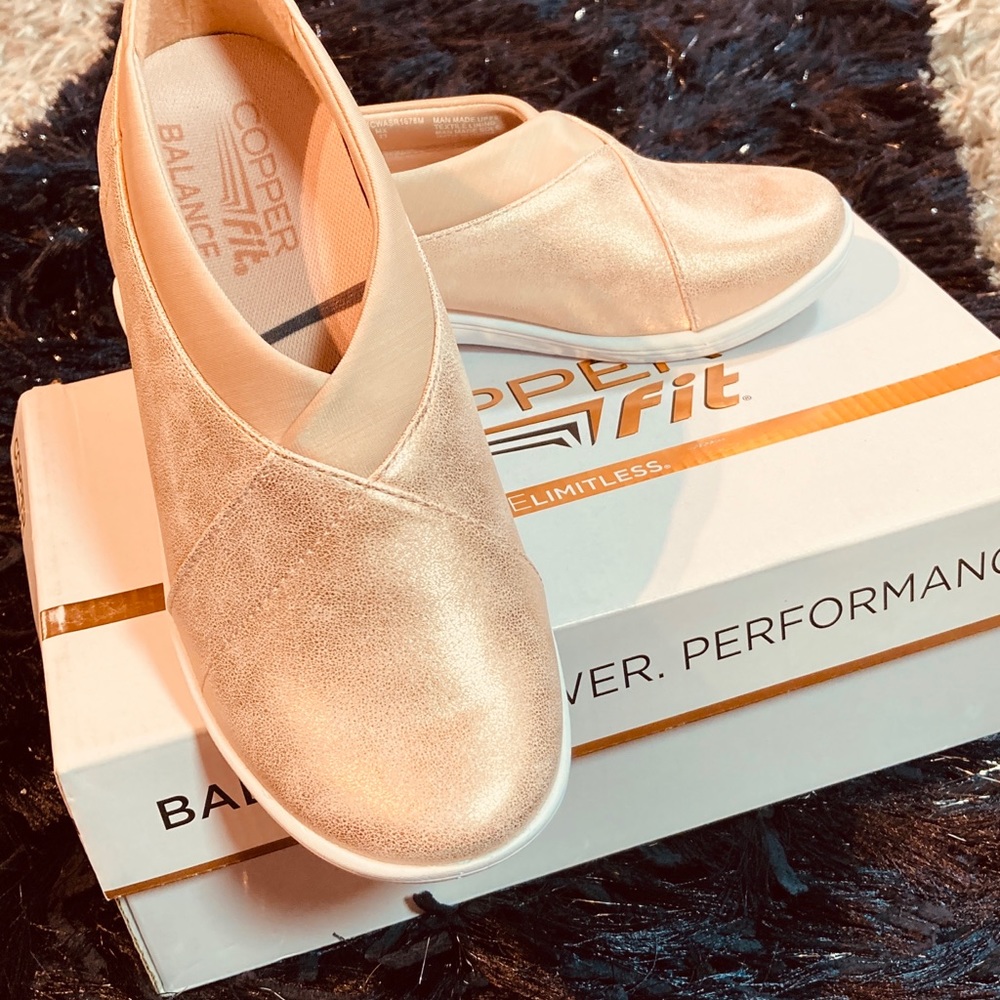 Copper Fit Slip-On Rose Gold Shoes Sneakers Sz 6